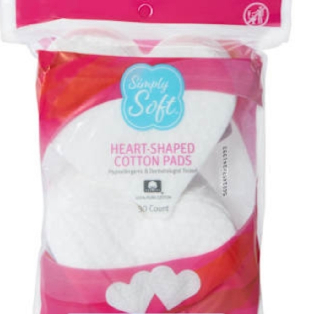 Heart Shaped Cotton Pads (30) - Picture 2 of 2